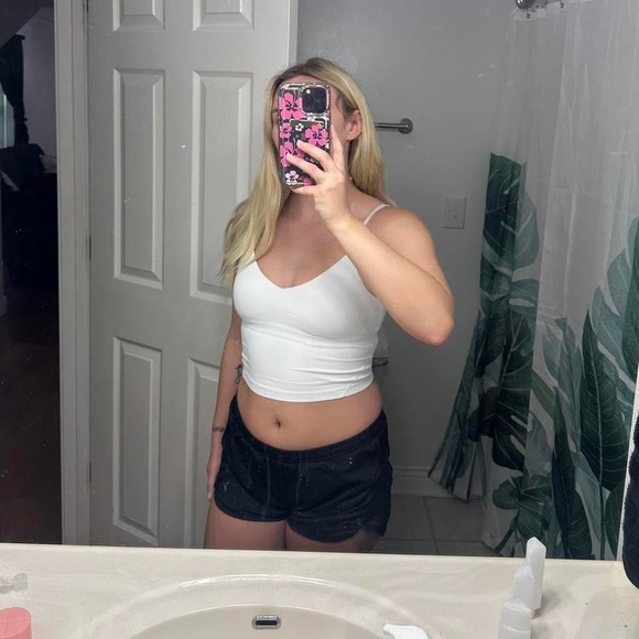 Lululemon White Align Tank Crop Top Size 6 Great Condition! - Picture 1 of 5